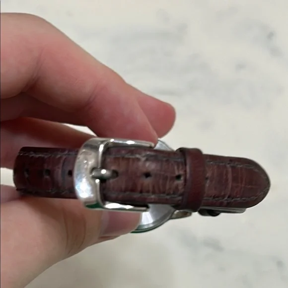 Timex Watch with Dark Brown Leather Strap - Picture 5 of 9